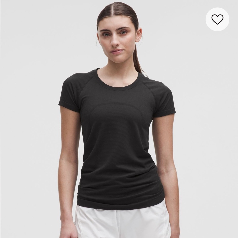 Lululemon Swiftly Tech 2.0 Hip Length Black Short Sleeve